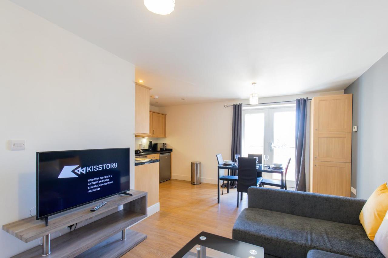 Velvet 1-Bedroom Apartment, Clockhouse, 霍兹登 外观 照片
