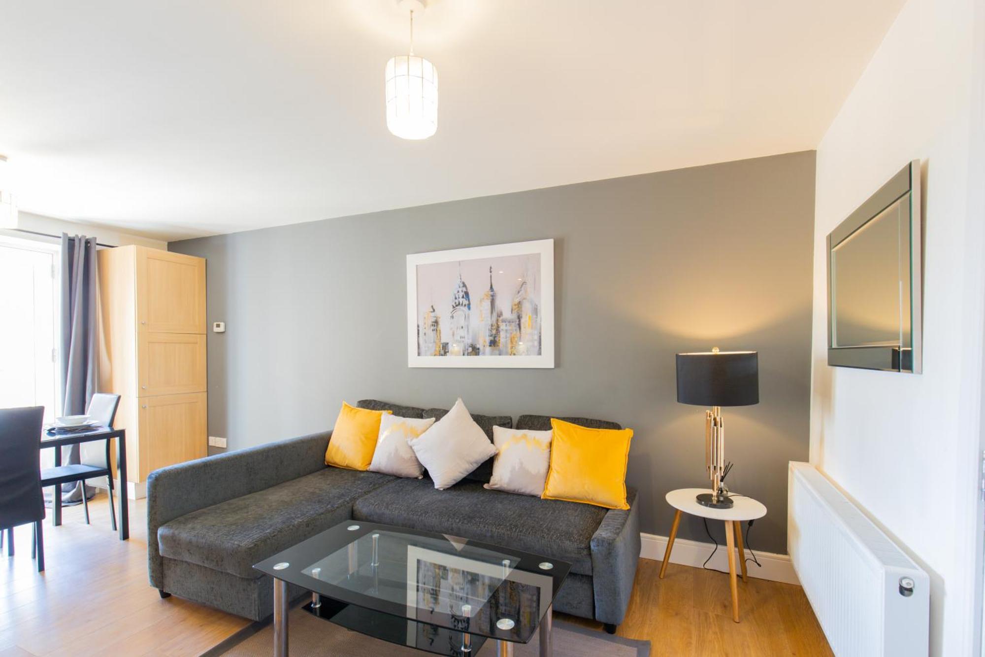 Velvet 1-Bedroom Apartment, Clockhouse, 霍兹登 外观 照片